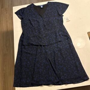 Vintage navy blue floral print